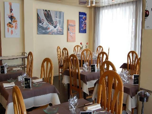 Logis Hotel & Restaurant - Le Normandie Caudebec-en-Caux Eksteriør billede